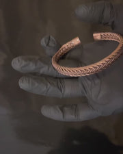 Rubria Sovereign Twist Copper Cuff